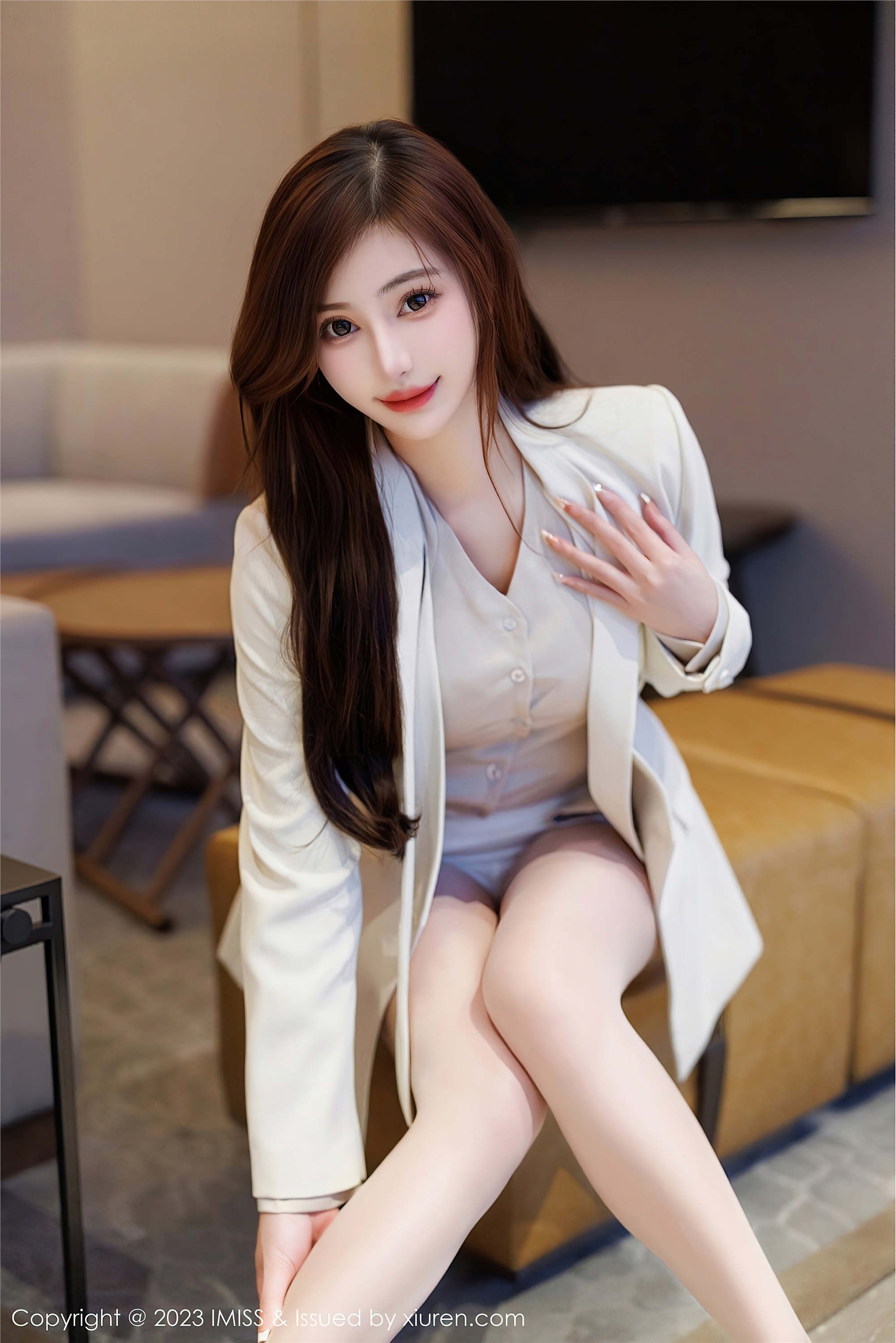 IMiss爱蜜社  2023.04.24 VOL.732 Lavinia肉肉